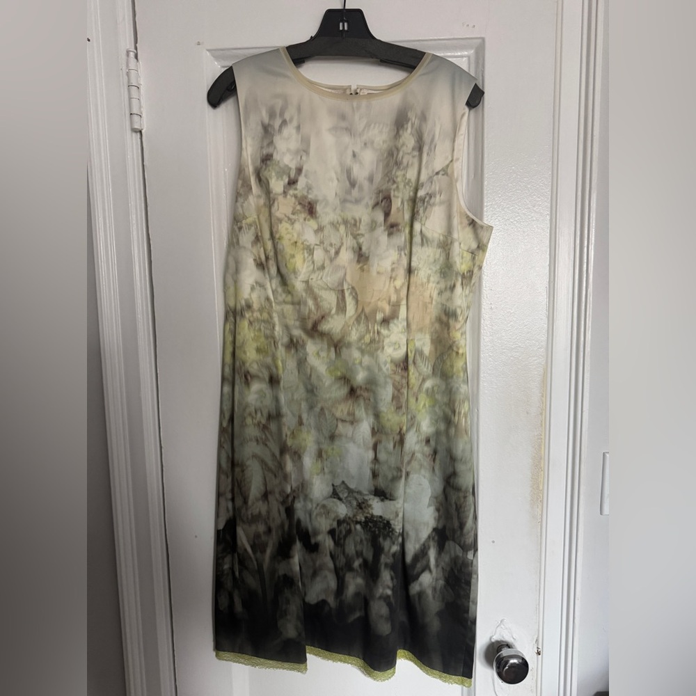 Elie Tahari Floral Sleeveless Dress
